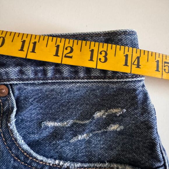 LEVI'S 501 Shorts‎ Distressed Classic Denim Button Fly Raw Hem Daisy Dukes Retro - Picture 11 of 13